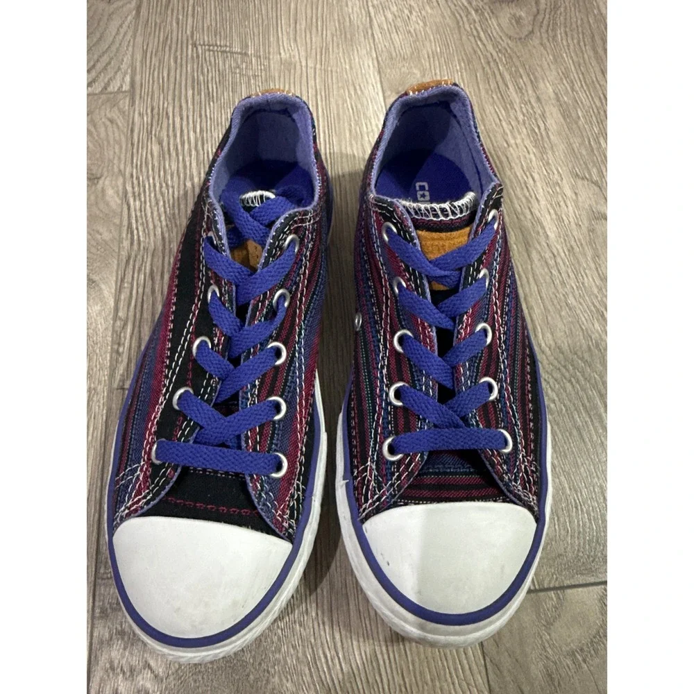 Converse Chuck Taylor All Star Junior Size 2 Multicolor Striped Low Top 648867F‎